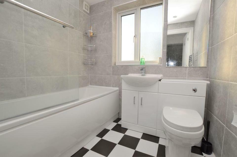 רמסגייט Arklow Serviced Apartments מראה חיצוני תמונה